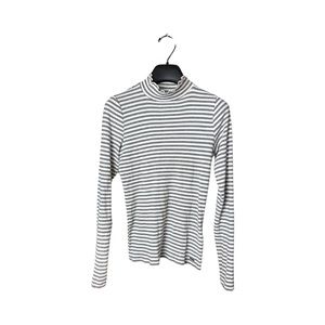 Turtle neck Hollister shirt